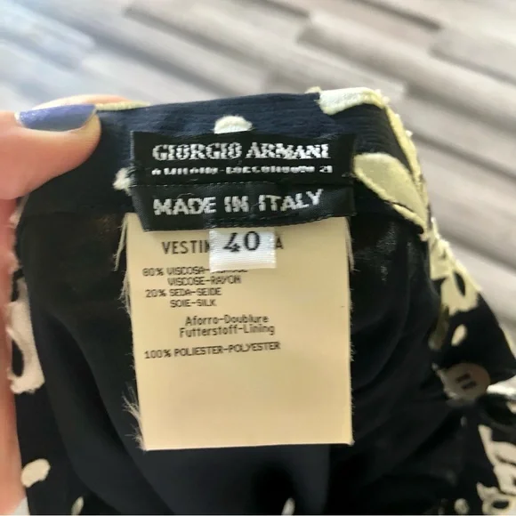 Vintage 1990s Giorgio Armani Silk Patterned High Rise Midi Skirt w